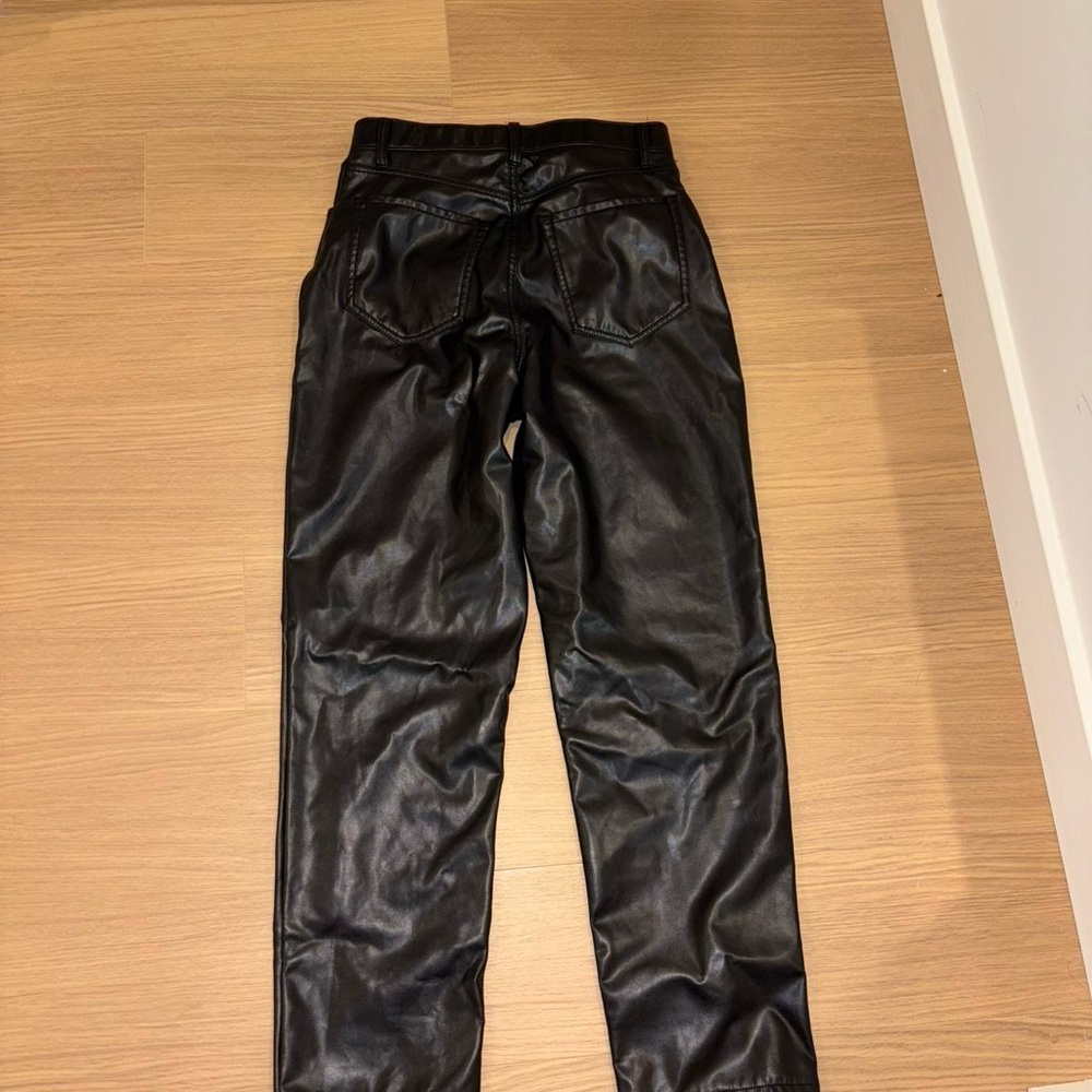 Abercrombie faux leather pants - curve love. Size 6. - Picture 2 of 4